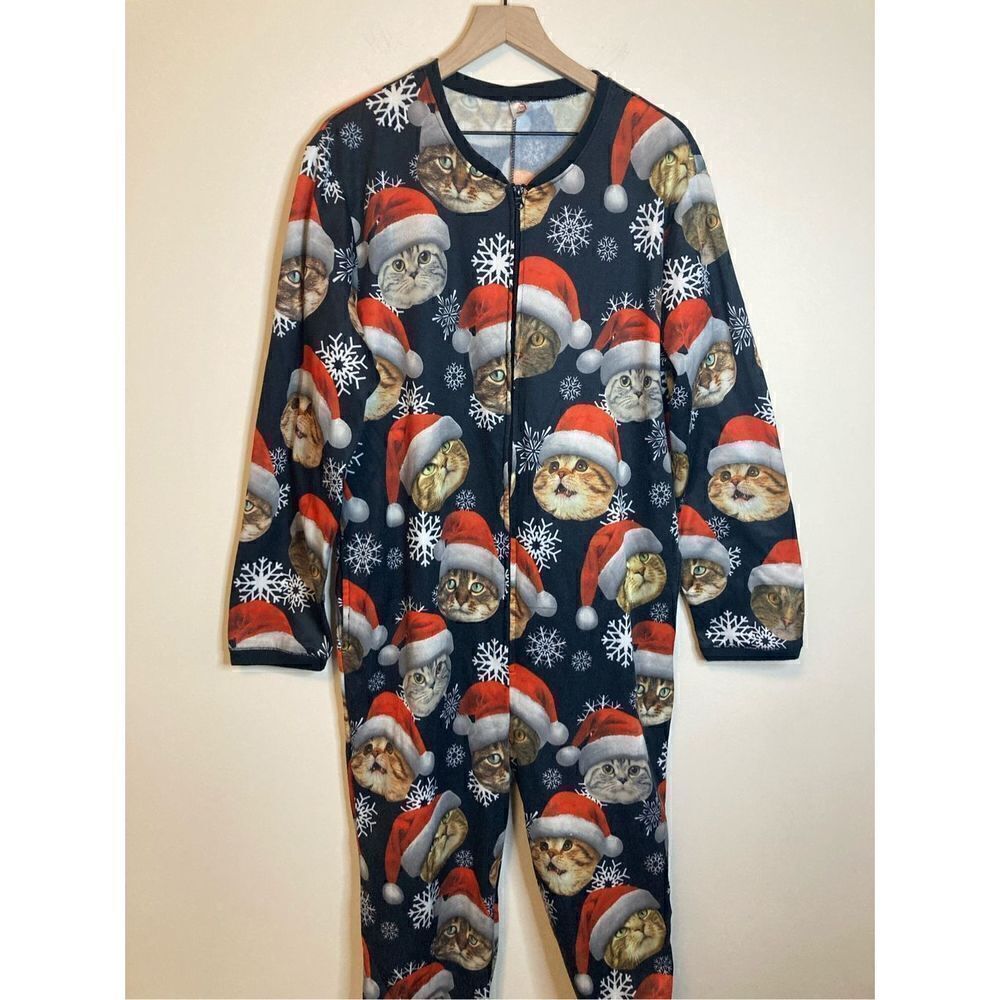 Dec 25th One Piece Size L Holiday Christmas Zip Up